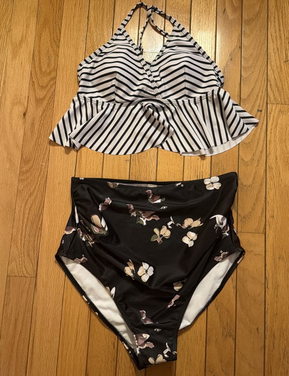 Maternity Stipend & Floral Bikini Black Women’s M